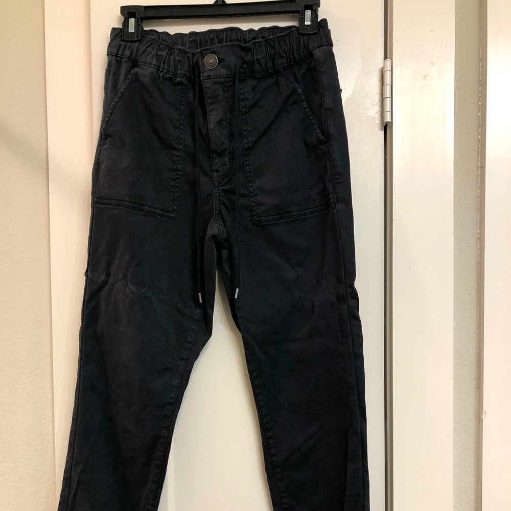 Black American Eagle Jogger Pants